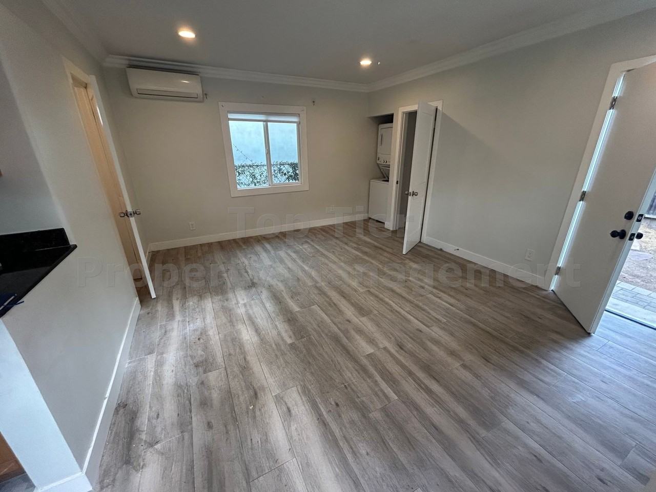 2945 Kalmia St - Photo 2 of 15