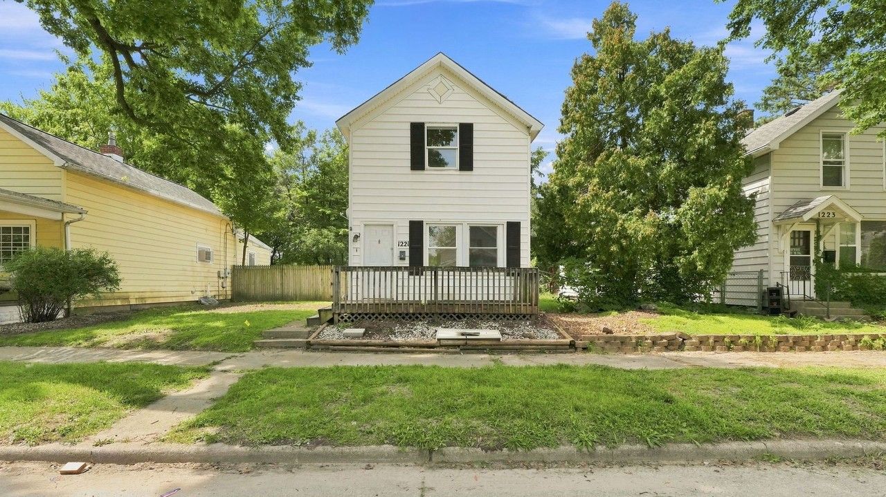 1221 Wefel St - Photo 6 of 40