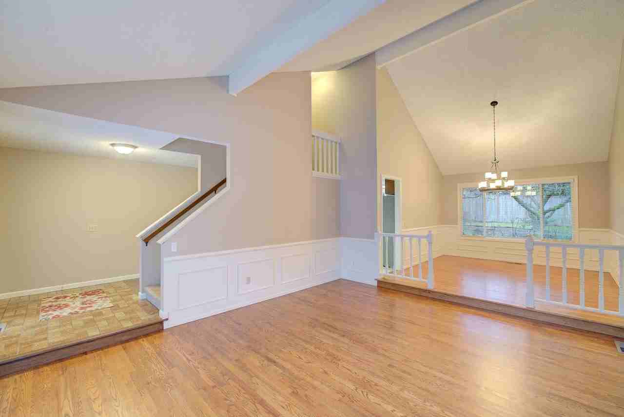 16611 Ne 48th Ct - Photo 3 of 25