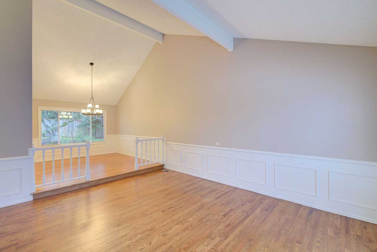 16611 Ne 48th Ct - Photo 4 of 25