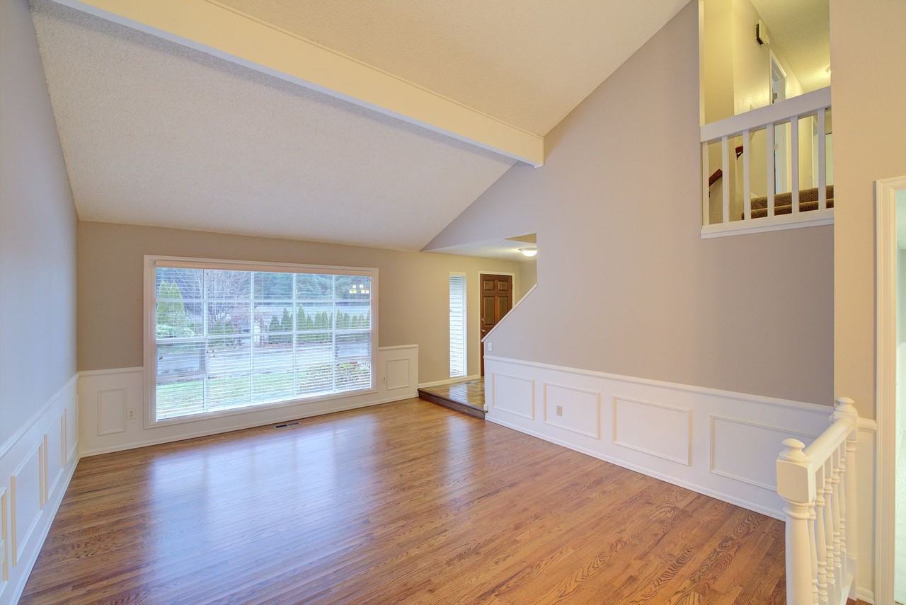 16611 Ne 48th Ct - Photo 5 of 25