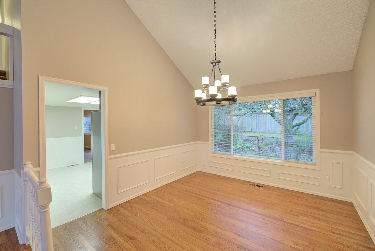 16611 Ne 48th Ct - Photo 7 of 25