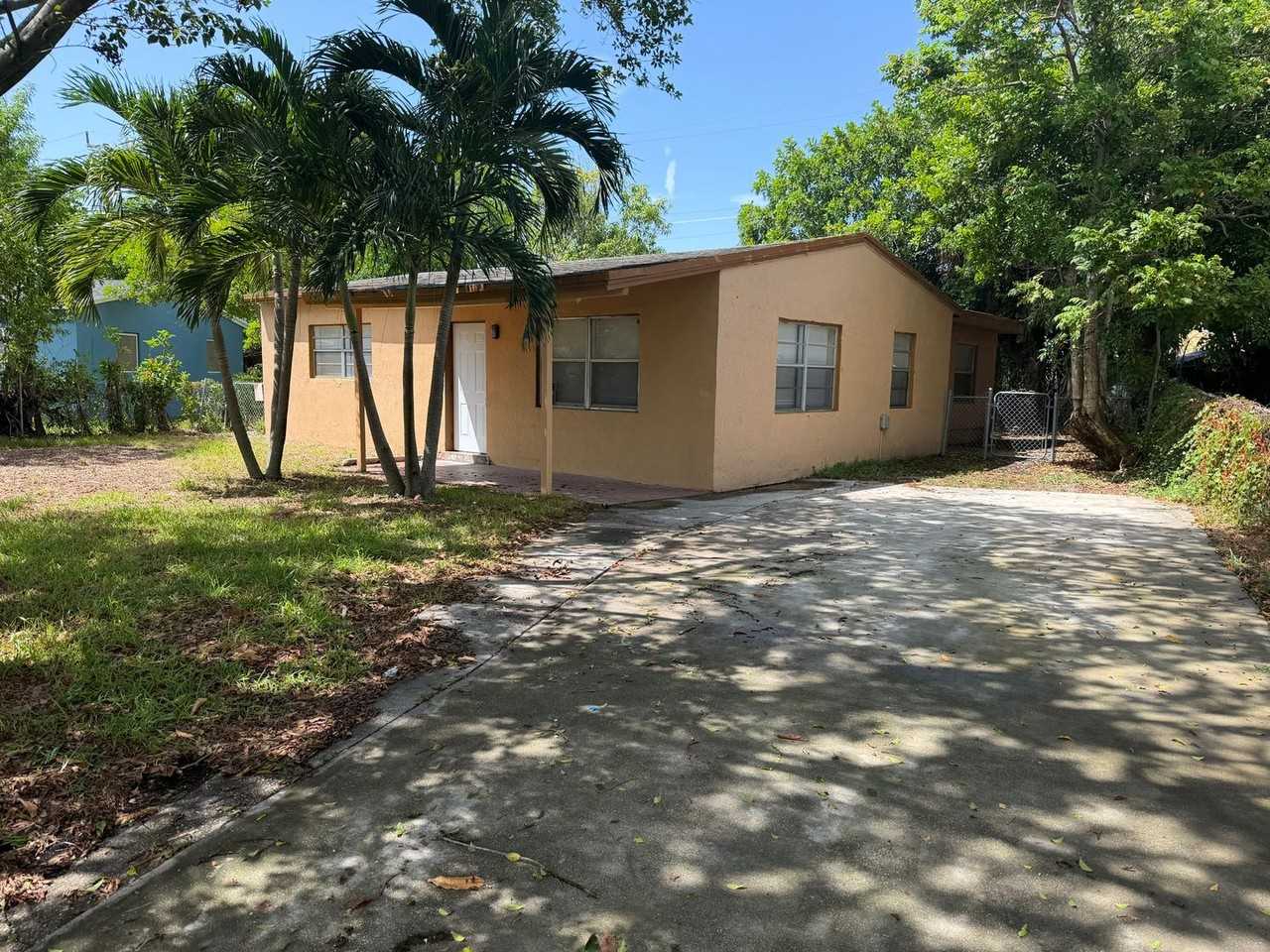 3011 Nw 17th St