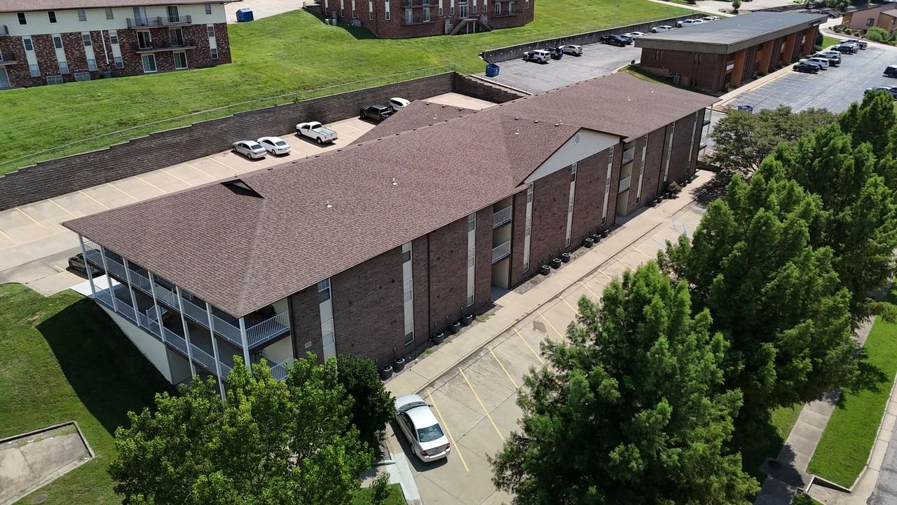 913 Southwest Blvd #206 - Photo 4 of 25