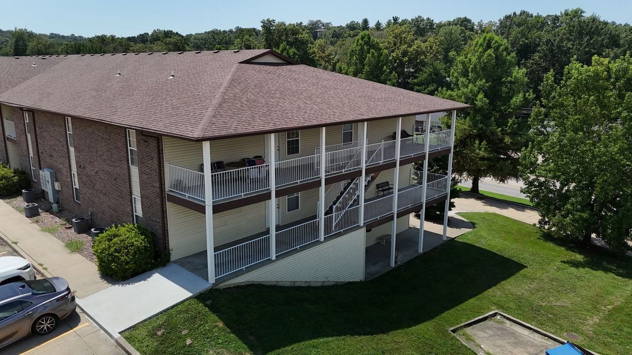 913 Southwest Blvd #206 - Photo 6 of 25