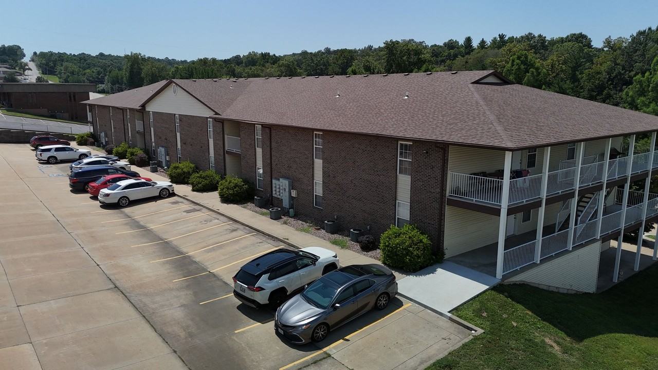 913 Southwest Blvd #206 - Photo 7 of 25