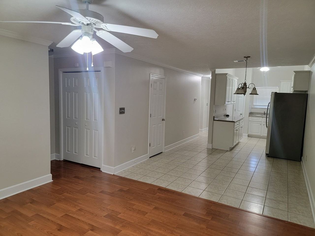 392 Bowen Fls - Photo 2 of 26