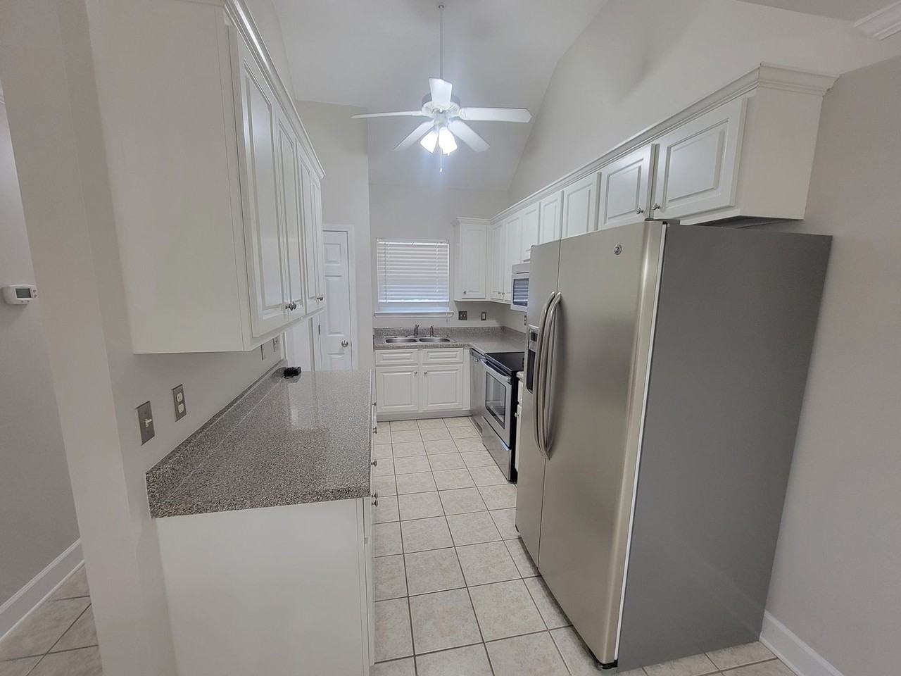 392 Bowen Fls - Photo 5 of 26
