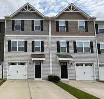 featured image of 2044 Petersen Way