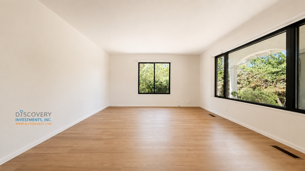 130 Kell Ct - Photo 5 of 50