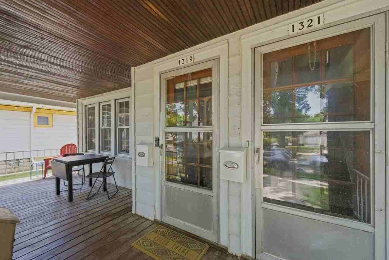 1319 N 55th St - Photo 2 of 11