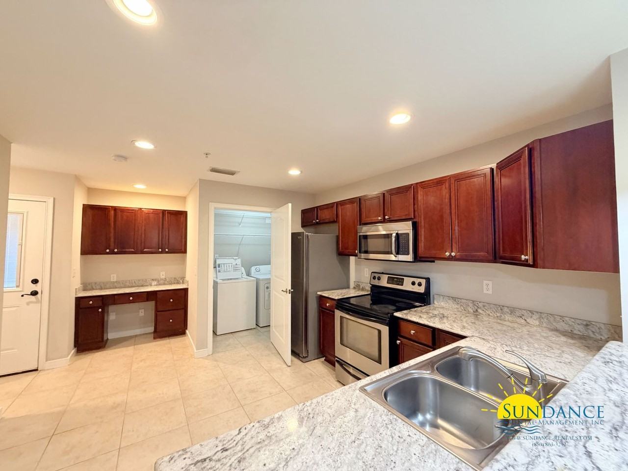 108 Hawkins Rd - Photo 5 of 24