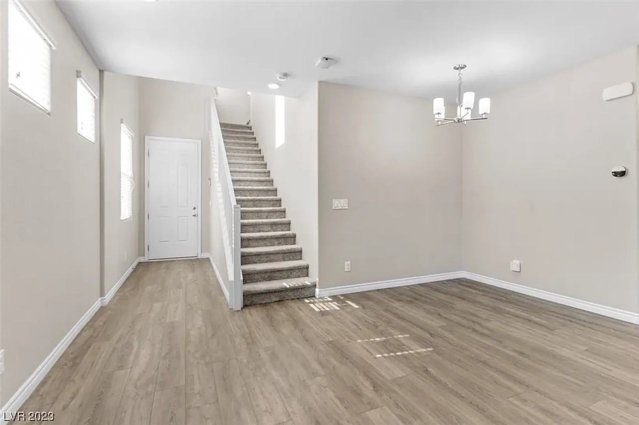 6934 Denio Island St - Photo 7 of 32