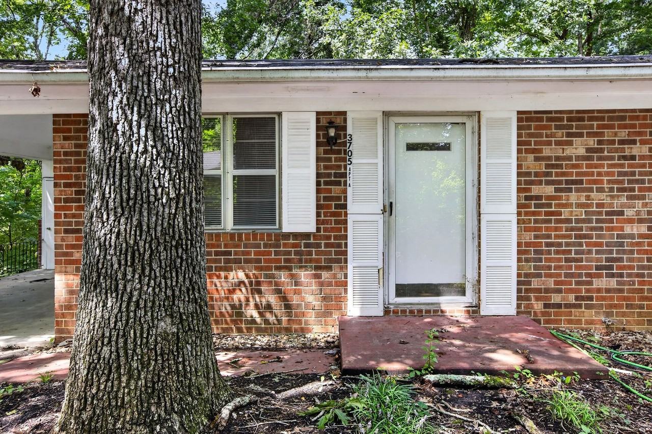 3705 Crestview Pl Nw - Photo 3 of 23