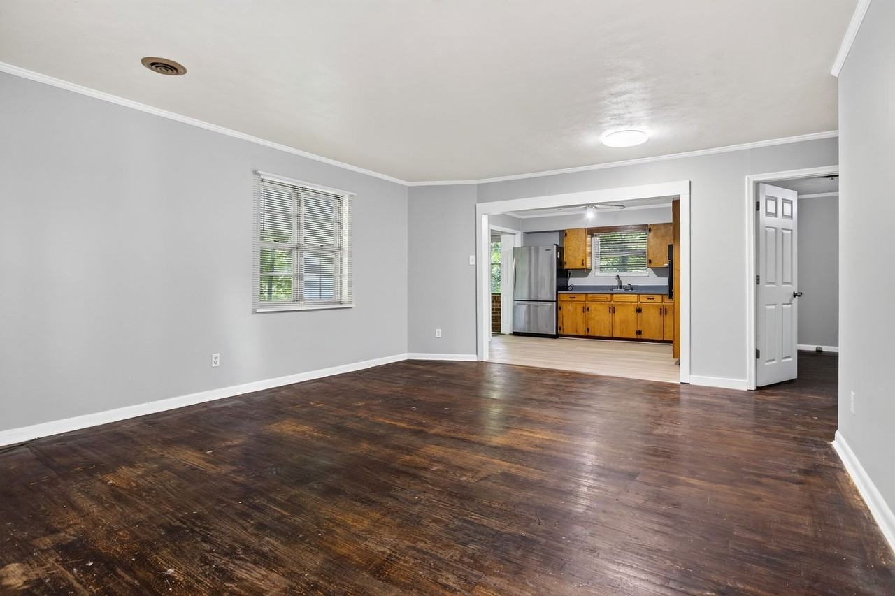 3705 Crestview Pl Nw - Photo 4 of 23