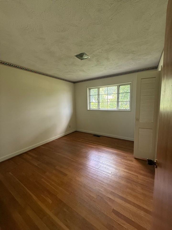313 Belmont Dr - Photo 6 of 16