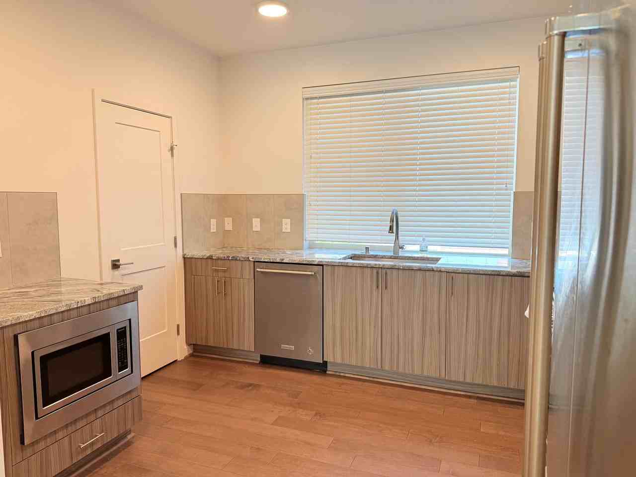 15887 Ne 14th Rd #7-3 - Photo 6 of 24