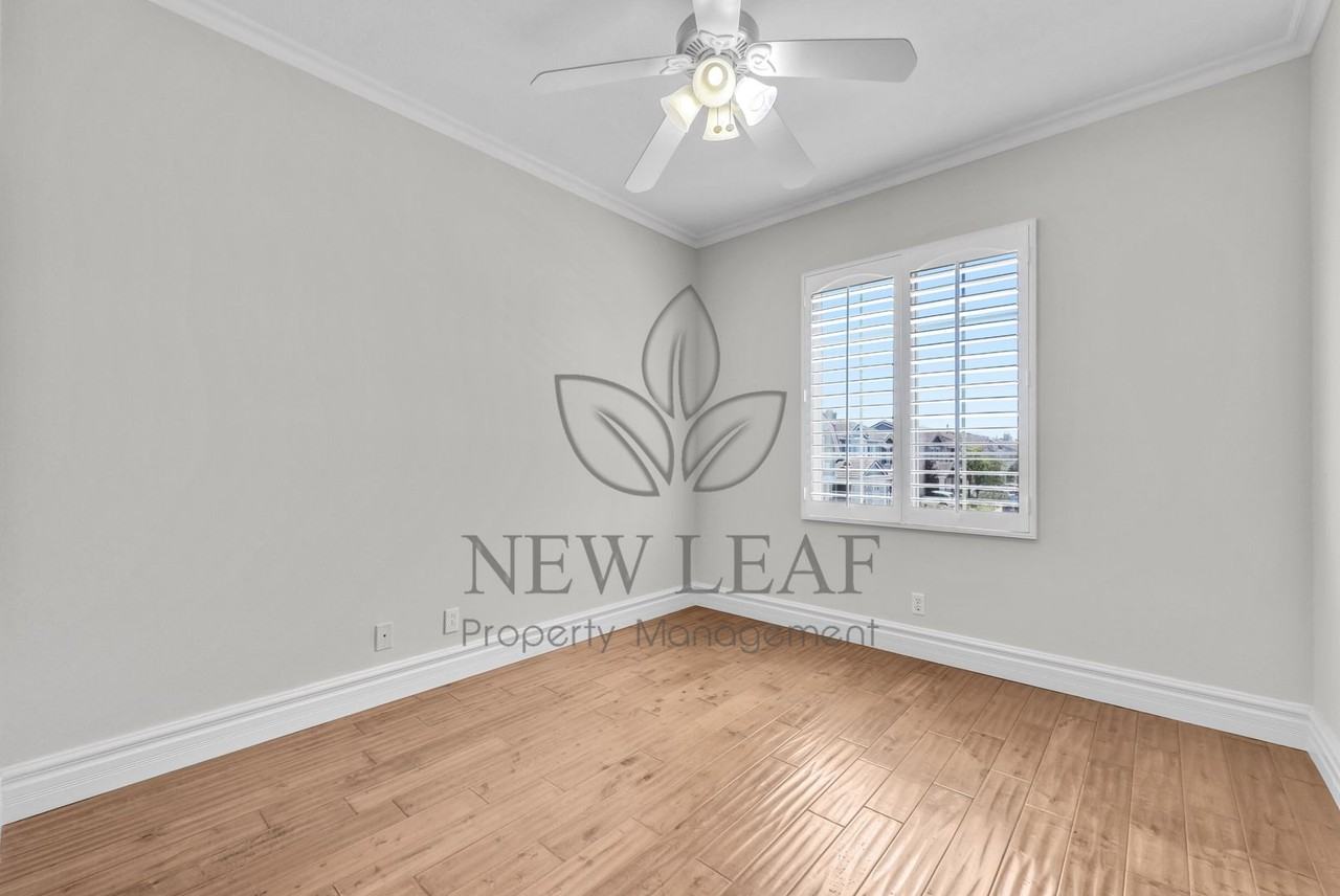 8045 Zuma Dr - Photo 5 of 27