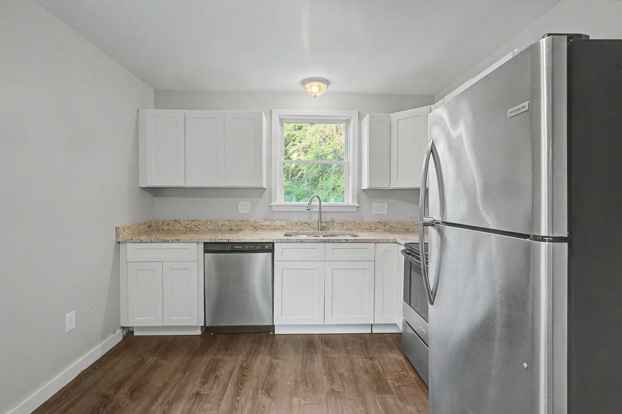 10 Bates St - Photo 4 of 18