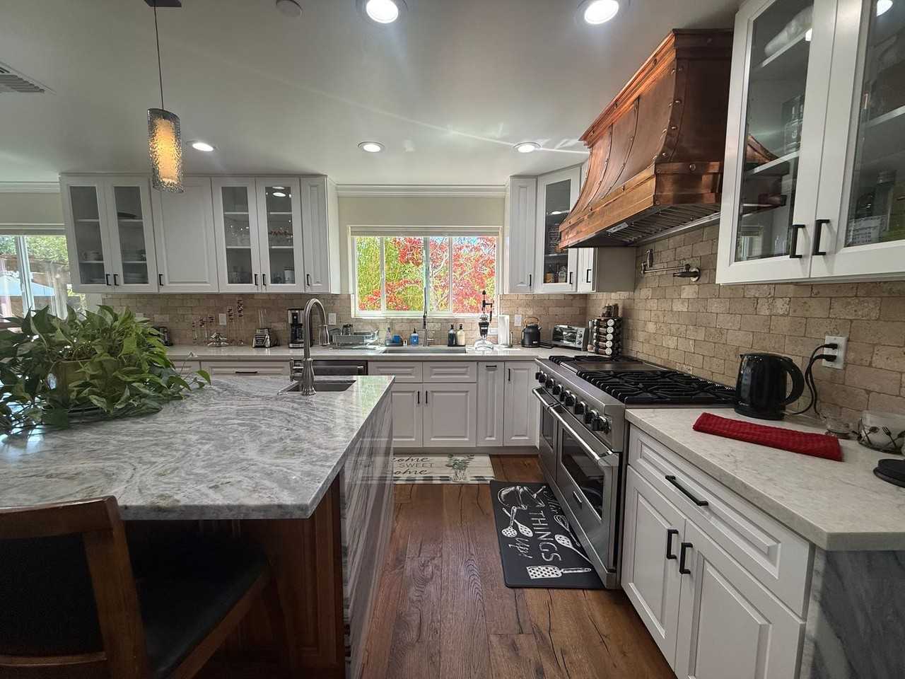 3304 Winkle Ave - Photo 2 of 27
