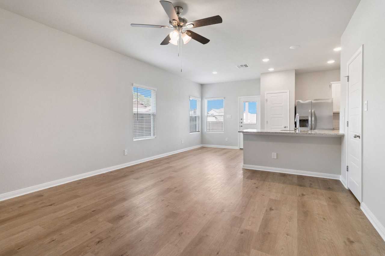 525 Caymus Dr #A - Photo 7 of 24