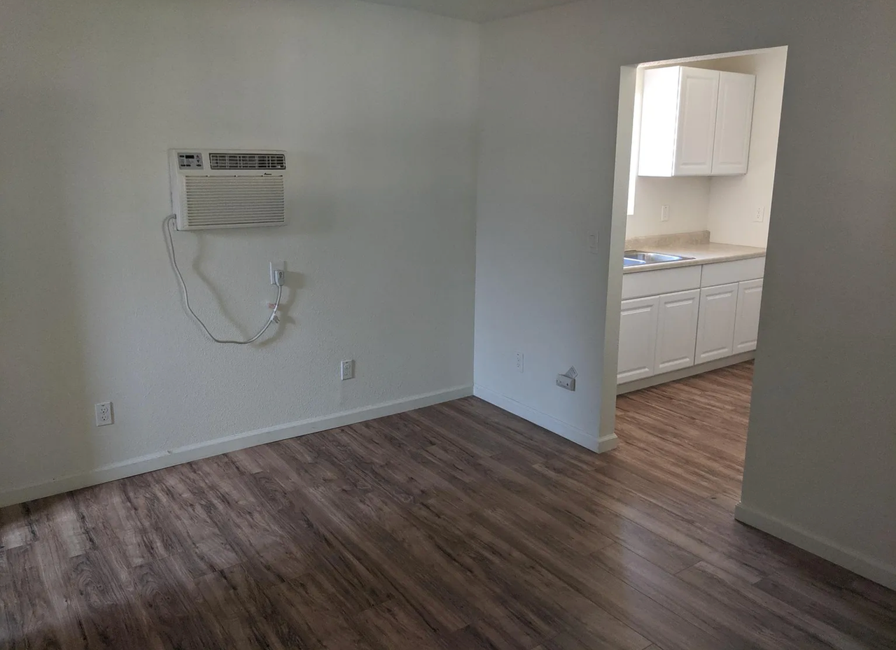 2981 26th Ave - Photo 5 of 10