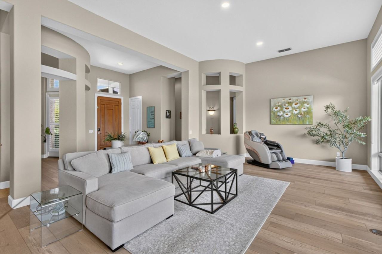 481 Bullion Mine Ct - Photo 3 of 50