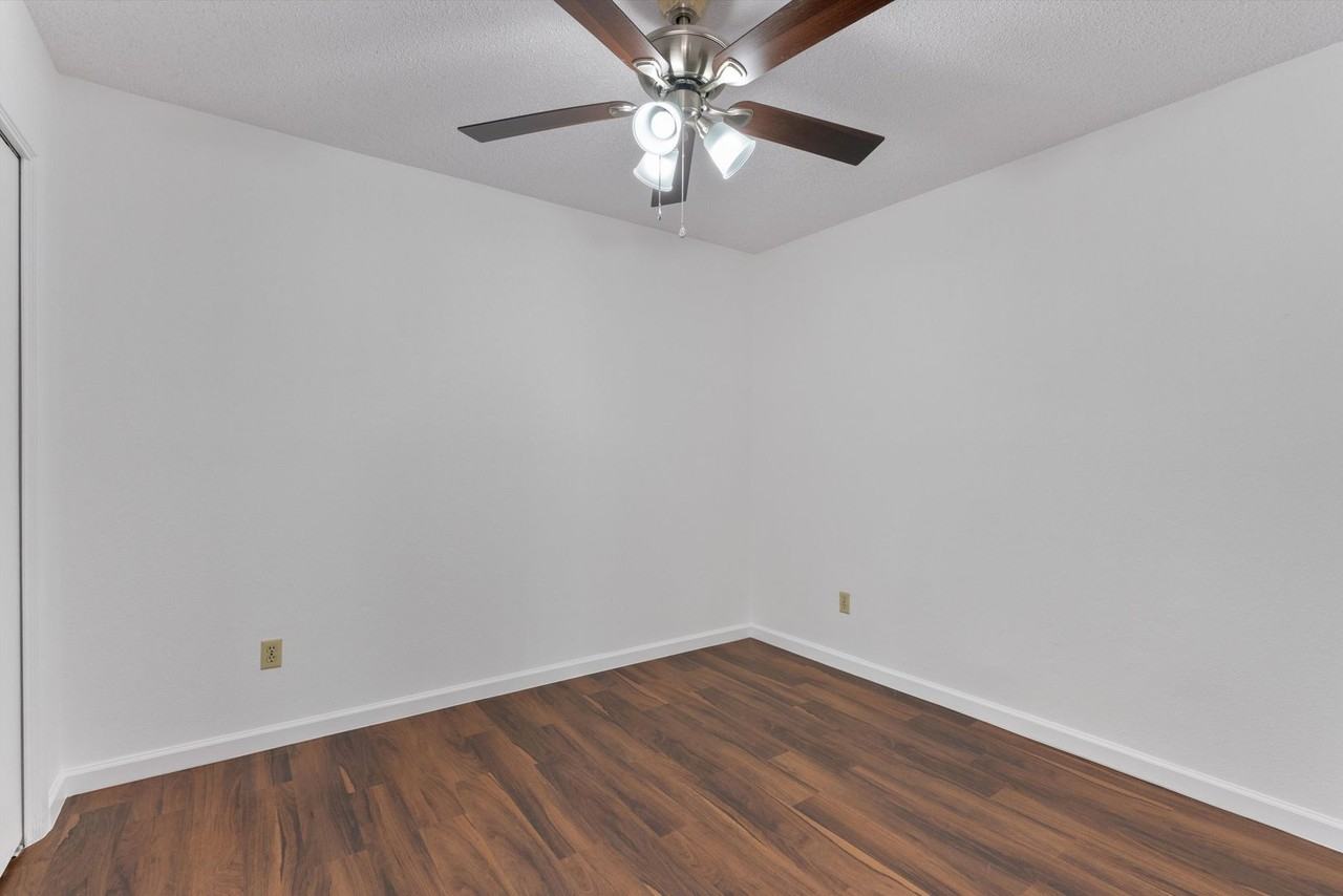 12900 Hymeadow Dr #A - Photo 5 of 22