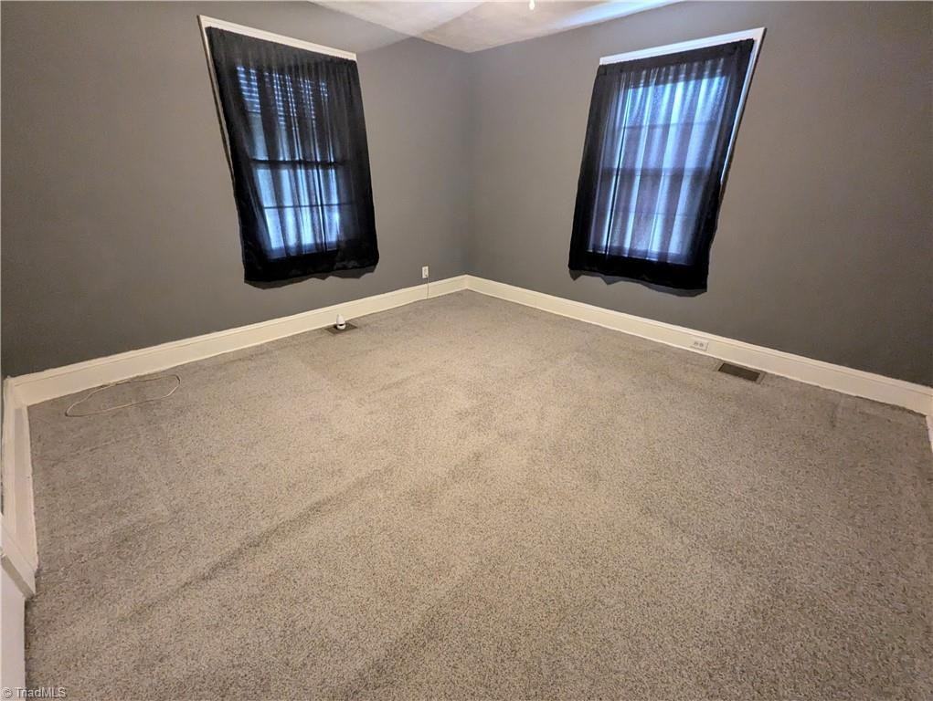 608 E Lexington Ave - Photo 4 of 8