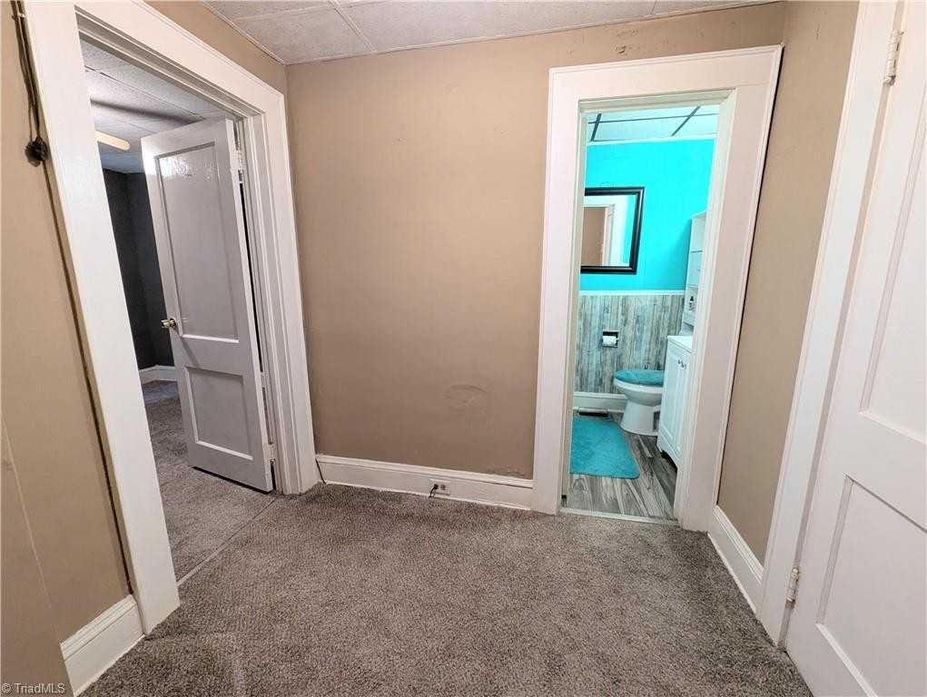 608 E Lexington Ave - Photo 7 of 8