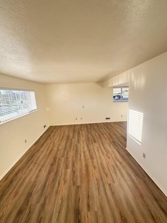 800 E 100 S Apt 2 - Photo 3 of 10