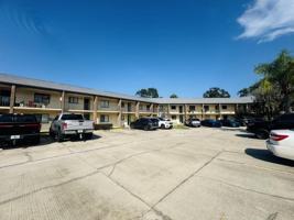 featured image of 100 Canebreakers Dr