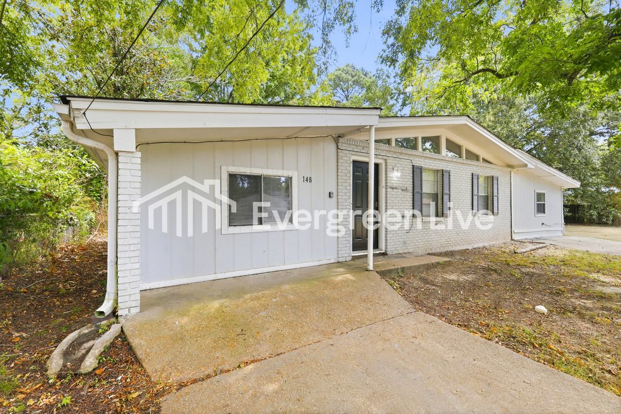 148 Avis St