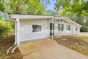 featured image of 148 Avis St