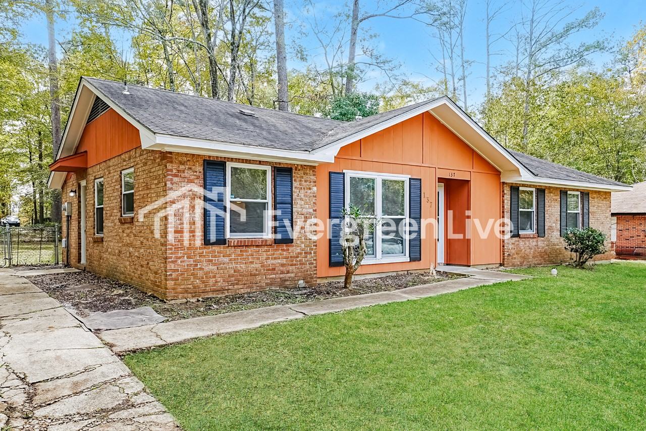 137 Cumberland Rd - Photo 2 of 15