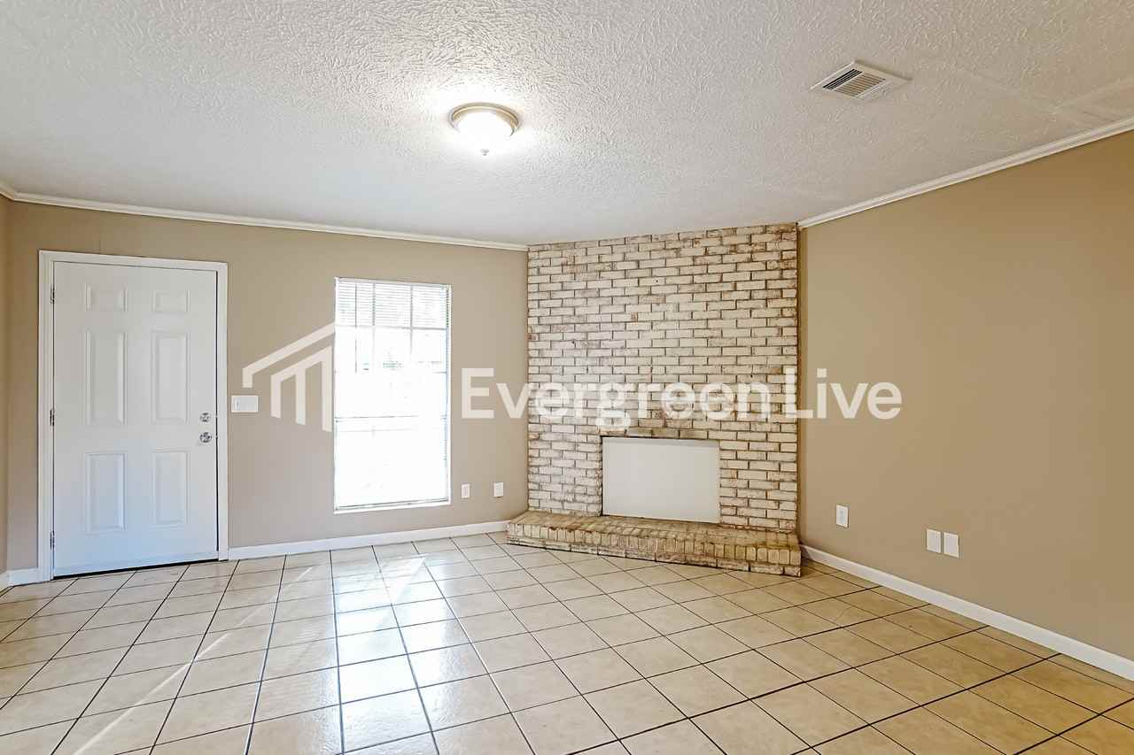 137 Cumberland Rd - Photo 6 of 15