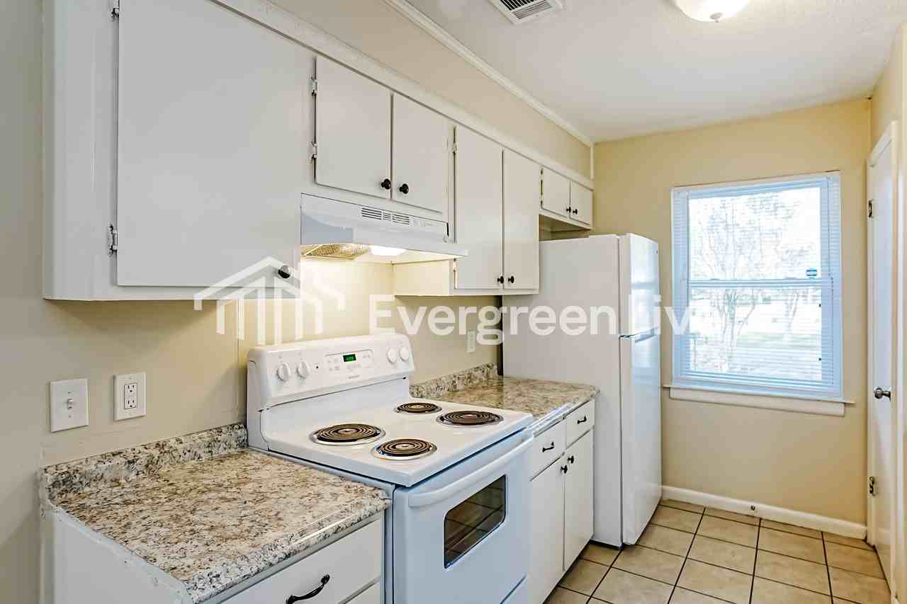 137 Cumberland Rd - Photo 7 of 15