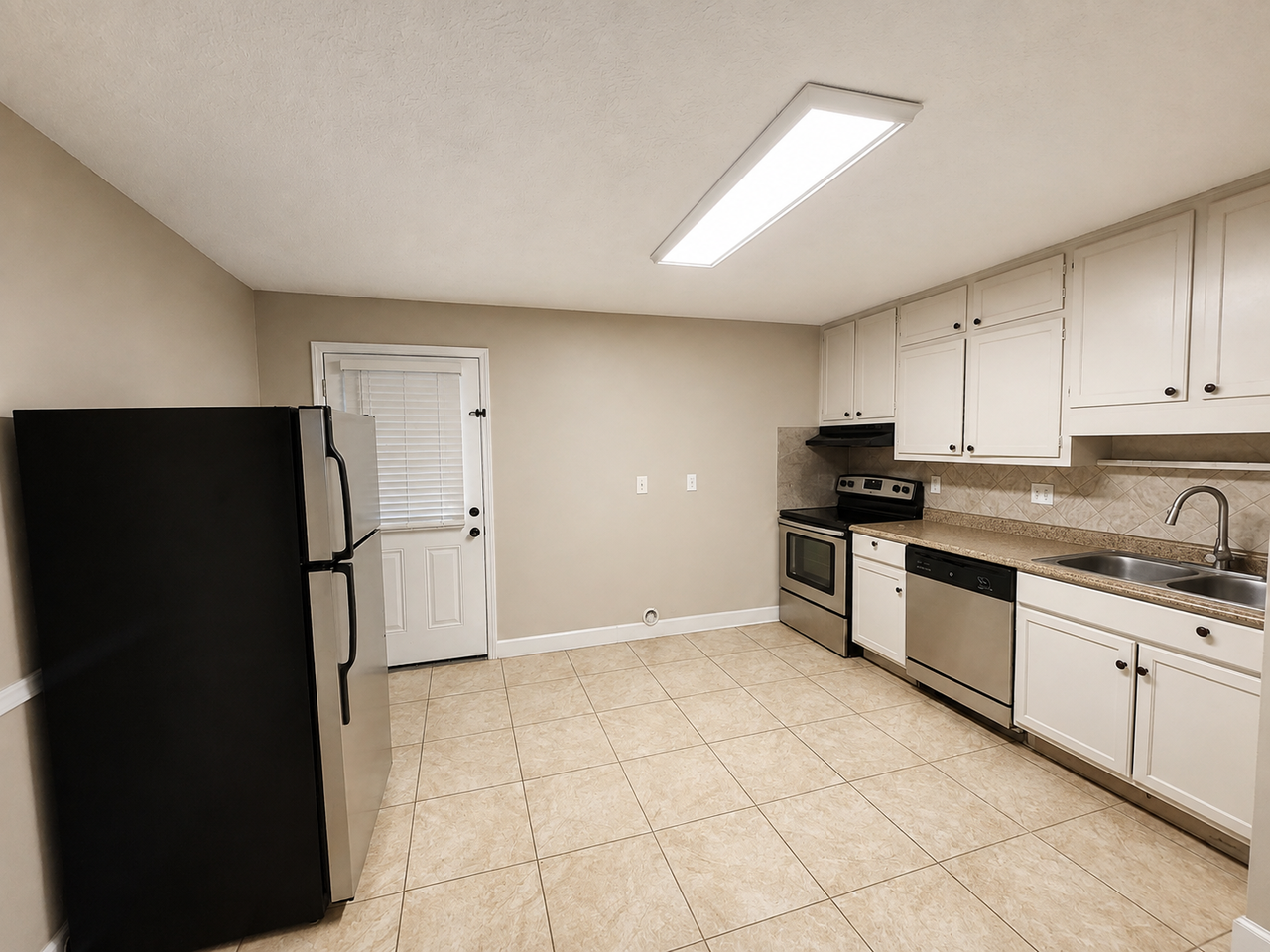373 Stone Mountain St Bldg D #D3 - Photo 6 of 9