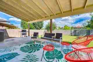 244 Tower Dr - Photo 4 of 11