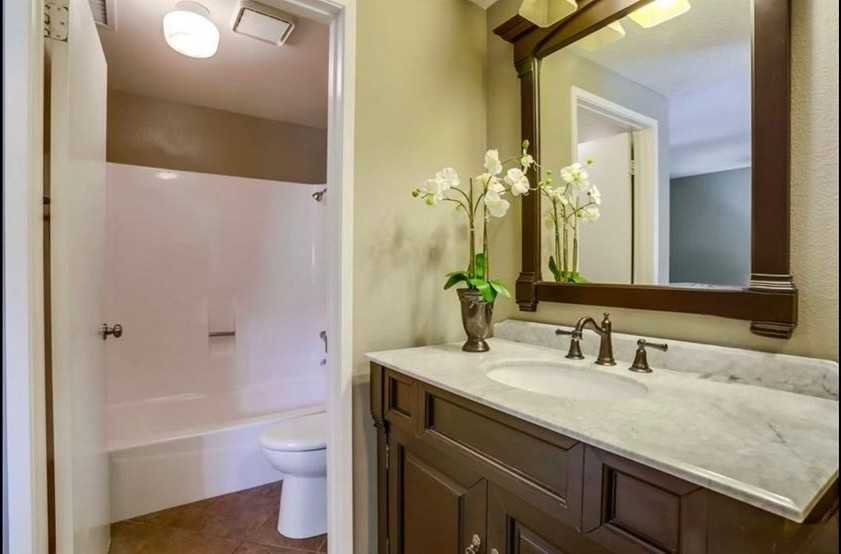 2620 Huntington Dr - Photo 3 of 16
