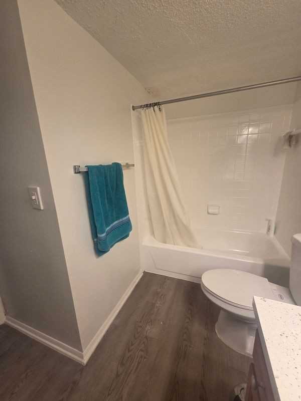 7940 Hampton Blvd - Photo 4 of 5