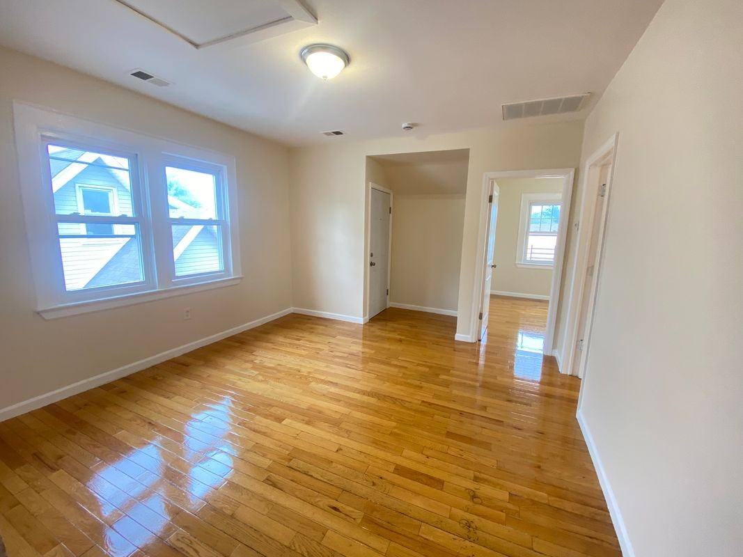 23 Monticello Ave - Photo 4 of 7