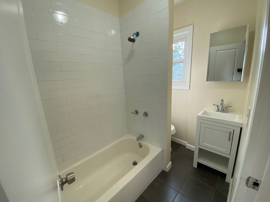 23 Monticello Ave - Photo 5 of 7