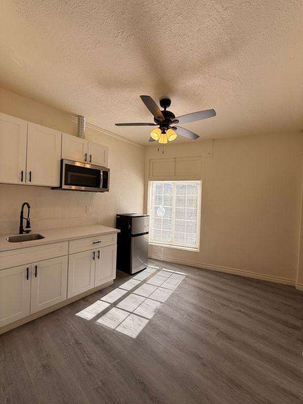 5360 Long Beach Blvd - Photo 5 of 6