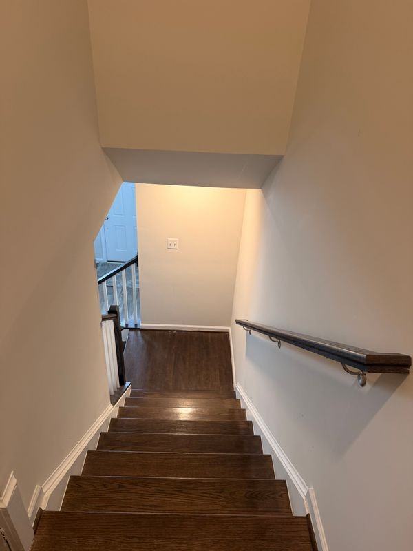 1011 Flester Ln - Photo 3 of 14