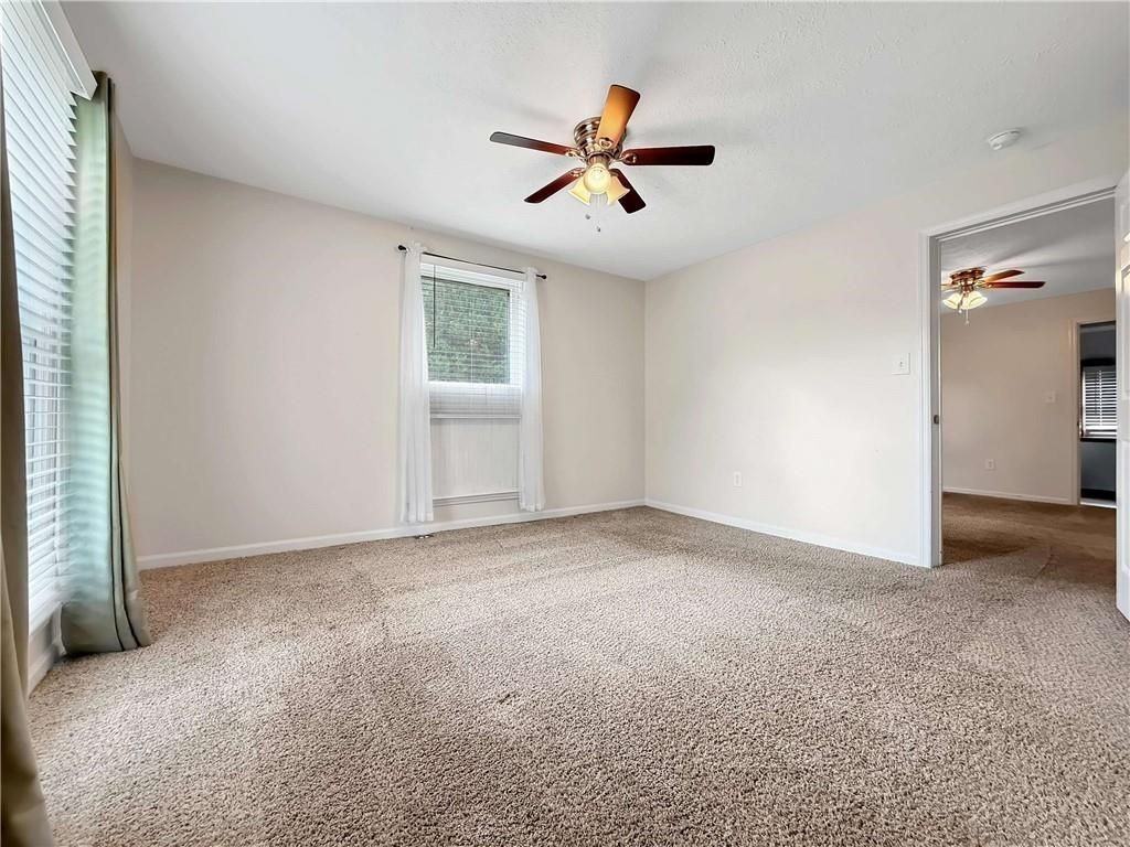 504 Turner Ave - Photo 5 of 12