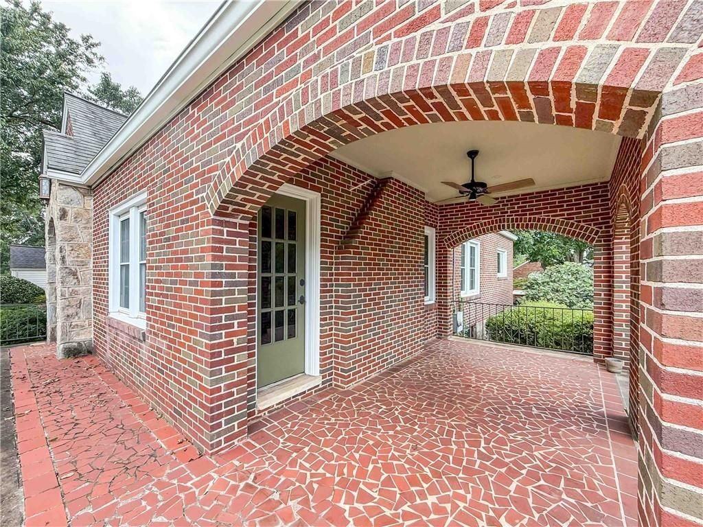 598 Main St - Photo 2 of 20