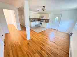 featured image of 10 Park Cir ##A