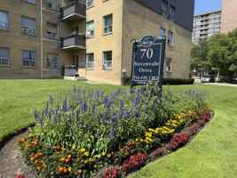 featured image of 70 Stevenvale Dr