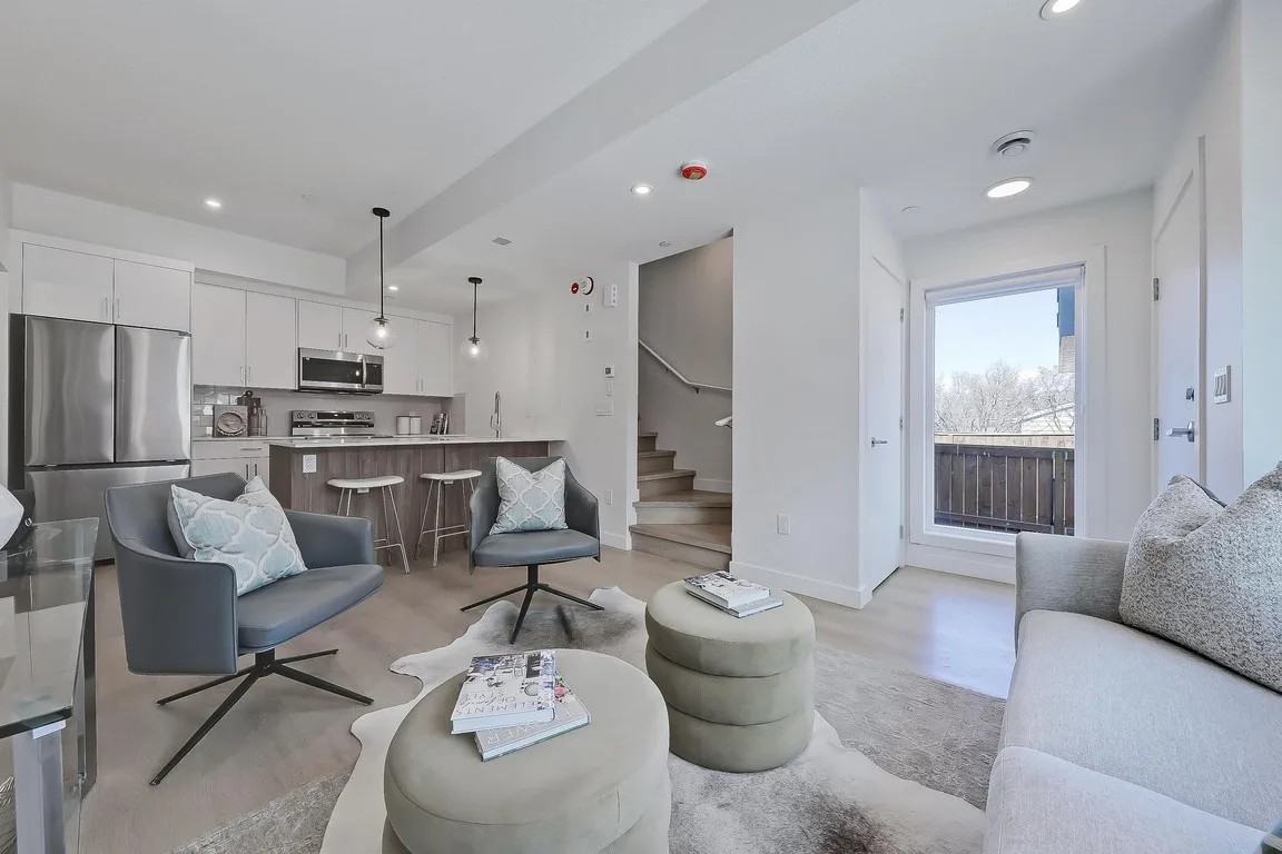 Killarney Avas - 3 Bedroom - Photo 2 of 26